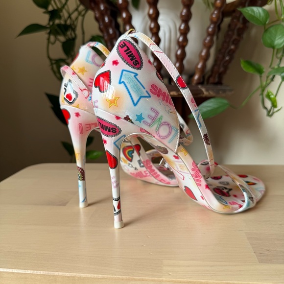 Colorful‎ Graphic Women's Heels - Picture 4 of 6